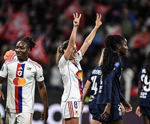 Lyon PSG Rivalry Lyonnes' US midfielder Lindsey Horan (C) celebrates after scoring her team's third goal during the French Premiere Ligue football match between OL Lyonnes (OL) and Paris-Saint-Germain (PSG) at the Groupama Stadium in Decines-Charpieu, central-eastern France on September 27, 2025. (Photo by JEFF PACHOUD / AFP) (Photo by JEFF PACHOUD/AFP via Getty Images)