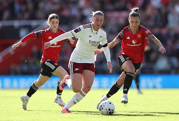 Arsenal vs Man United WSL Preview: Big Clash at the Emirates