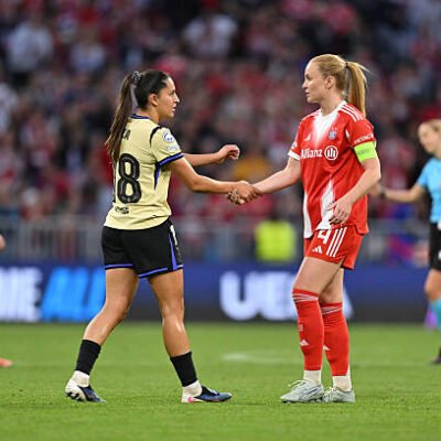 Kett’s Red Card Overshadows Bayern Equaliser in UWCL Semi‑Final First Leg