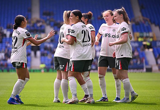 Sam Kerr's Brace Drives Chelsea to Dominant Victory at Goodison Park